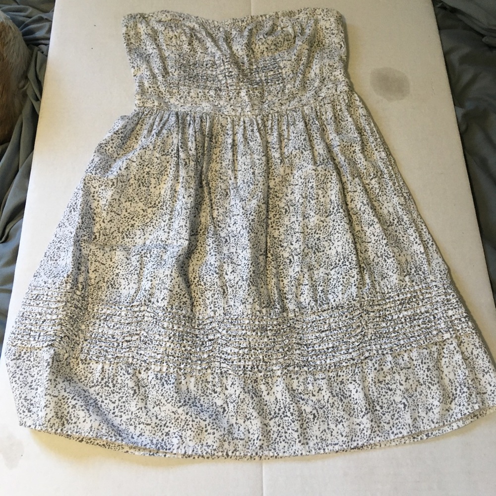 Women’s strapless, mini dress, white& gray, American rag size, small/medium